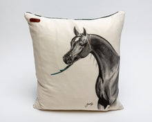 Load image into Gallery viewer, Horse cushion